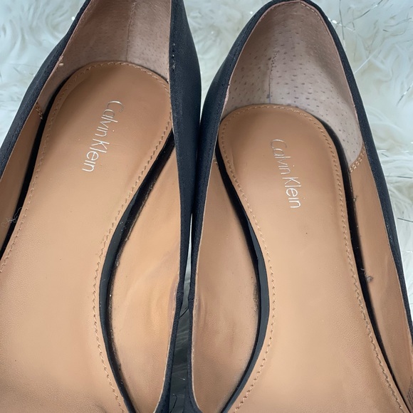 Calvin Klein Pallavi Pointed Toe Wedge Pumps - Picture 4 of 5